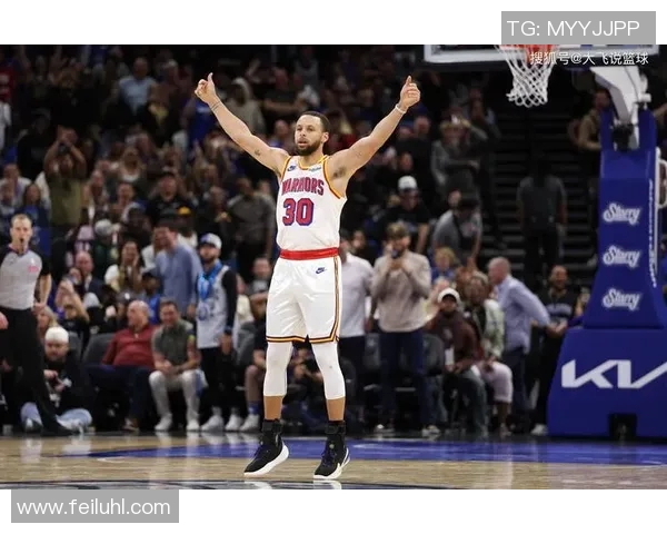 库里砍下生涯新高54分，再次向世人证明自己无可替代