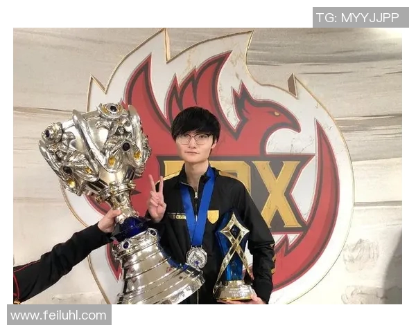 职业联赛特别报道：FPX如何在逆境中重塑辉煌与荣耀之路